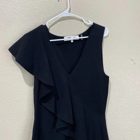 DIANE VON FURSTENBERG Sleeveless Asymmetrical Ruffle Front Dress Black Medium - Picture 4 of 6